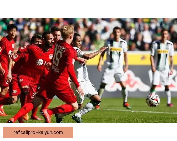 英超伊普斯维奇麦肯纳近期状态回暖，球队竞争力增强